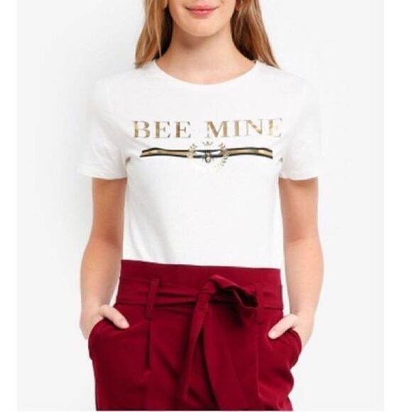 NWT Dorothy Perkins Bee Mine Motif Short Sleeve T - Picture 1 of 8
